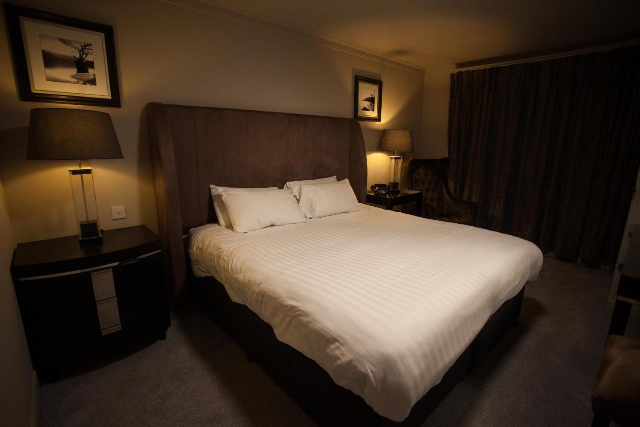 Strathaven Hotel Bagian luar foto