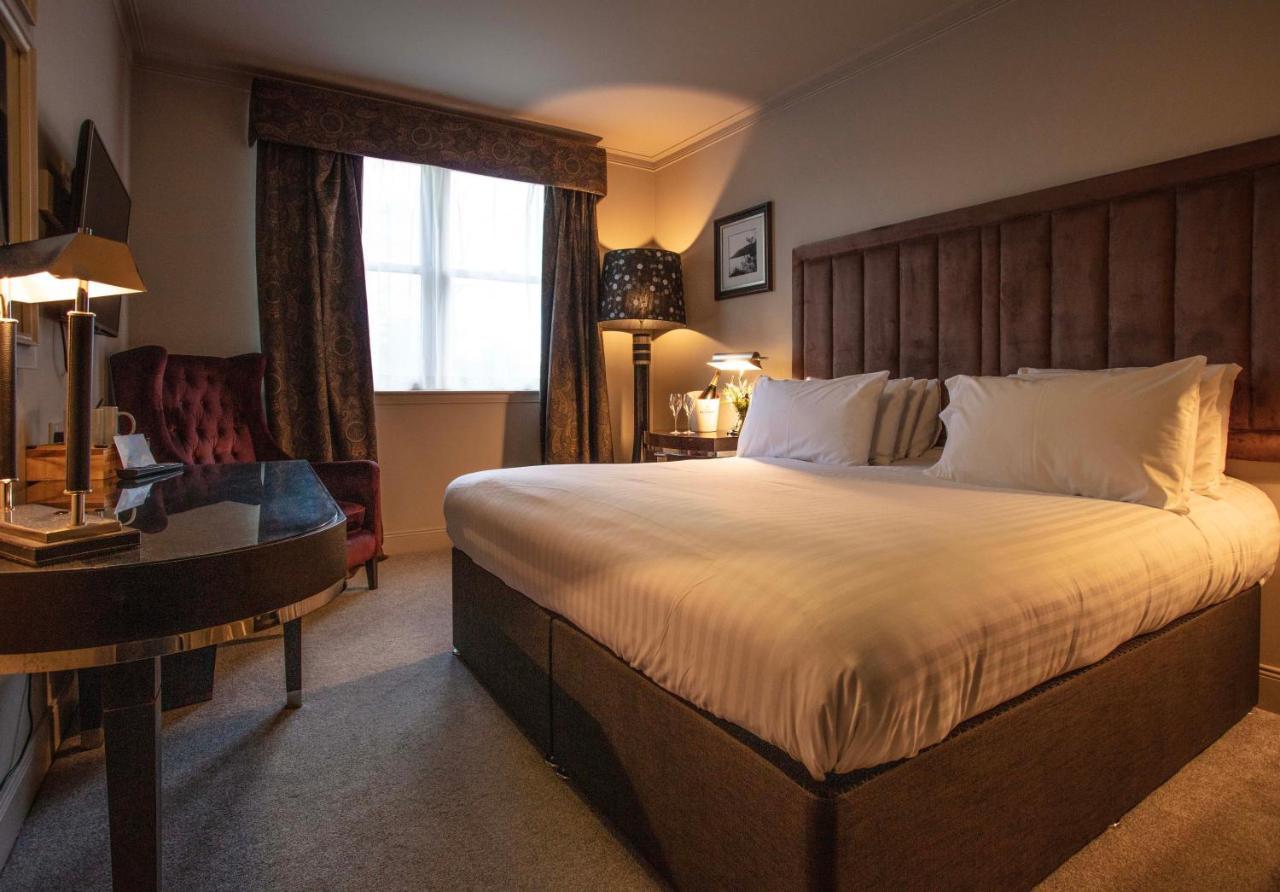 Strathaven Hotel Bagian luar foto