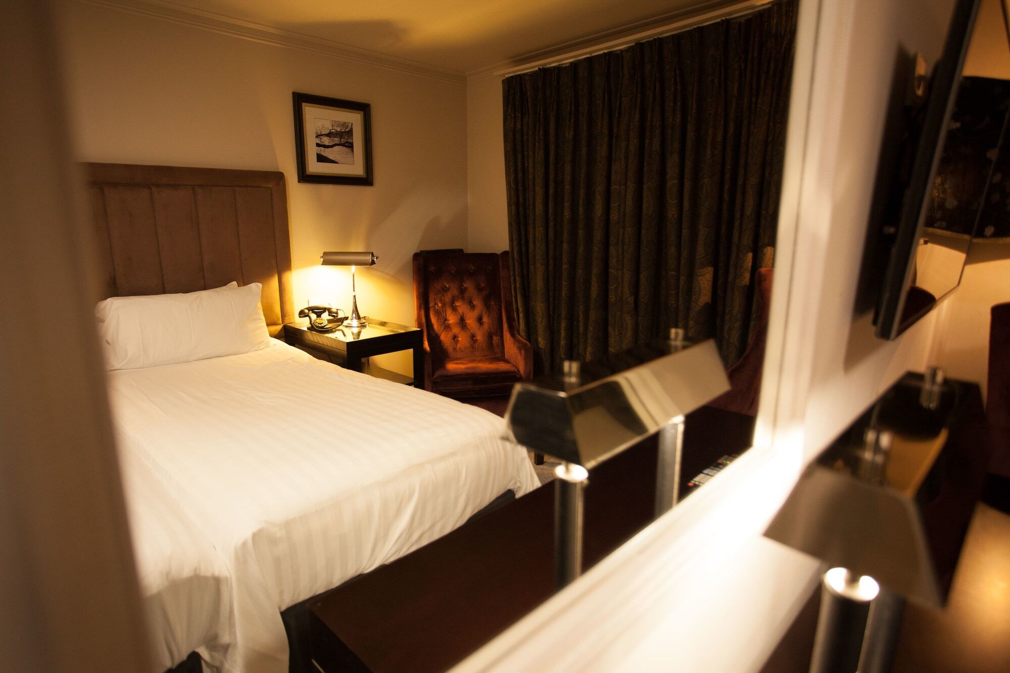 Strathaven Hotel Bagian luar foto